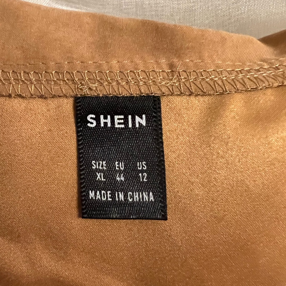 SHEIN Vest - Picture 3 of 3